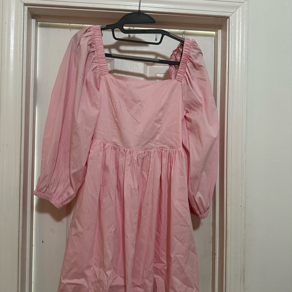 Forever 21 Pink Puff Sleeve Dress
